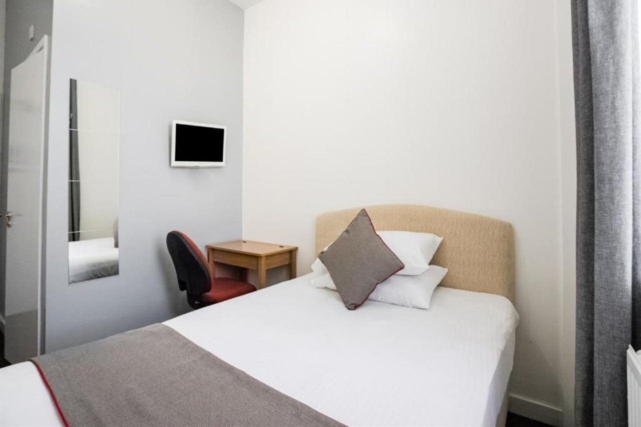 Newcastle West Hotel & Bar Exteriér fotografie